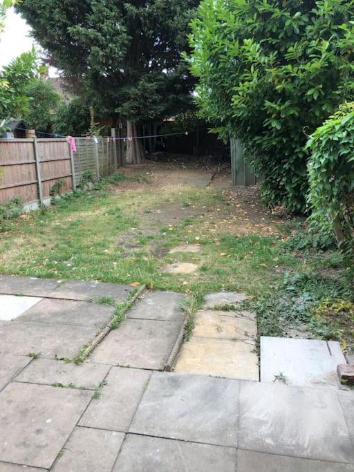 Lovely 3 Bedroom Entire Home With Street Parking - Close To Nec, Bhx Airport - Sleeps 6 Guests Ideal For Contractors & Families Birmingam Exterior foto